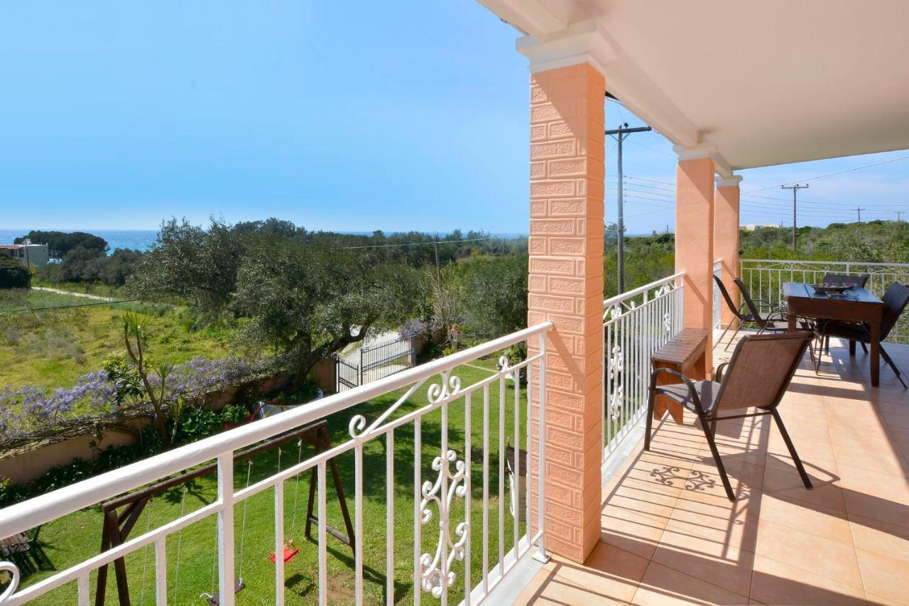 Ferienwohnung Giokos Ágios Matthaíos Exterior foto