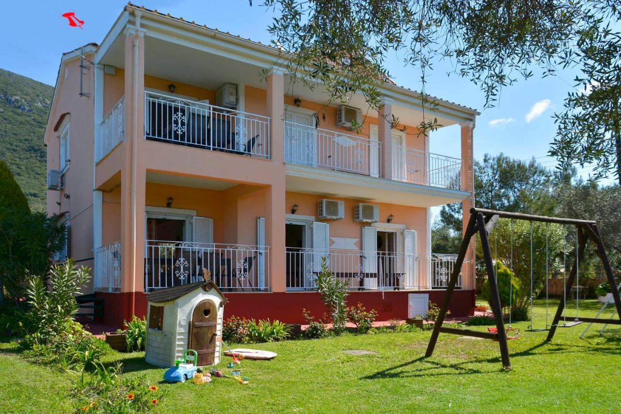 Ferienwohnung Giokos Ágios Matthaíos Exterior foto