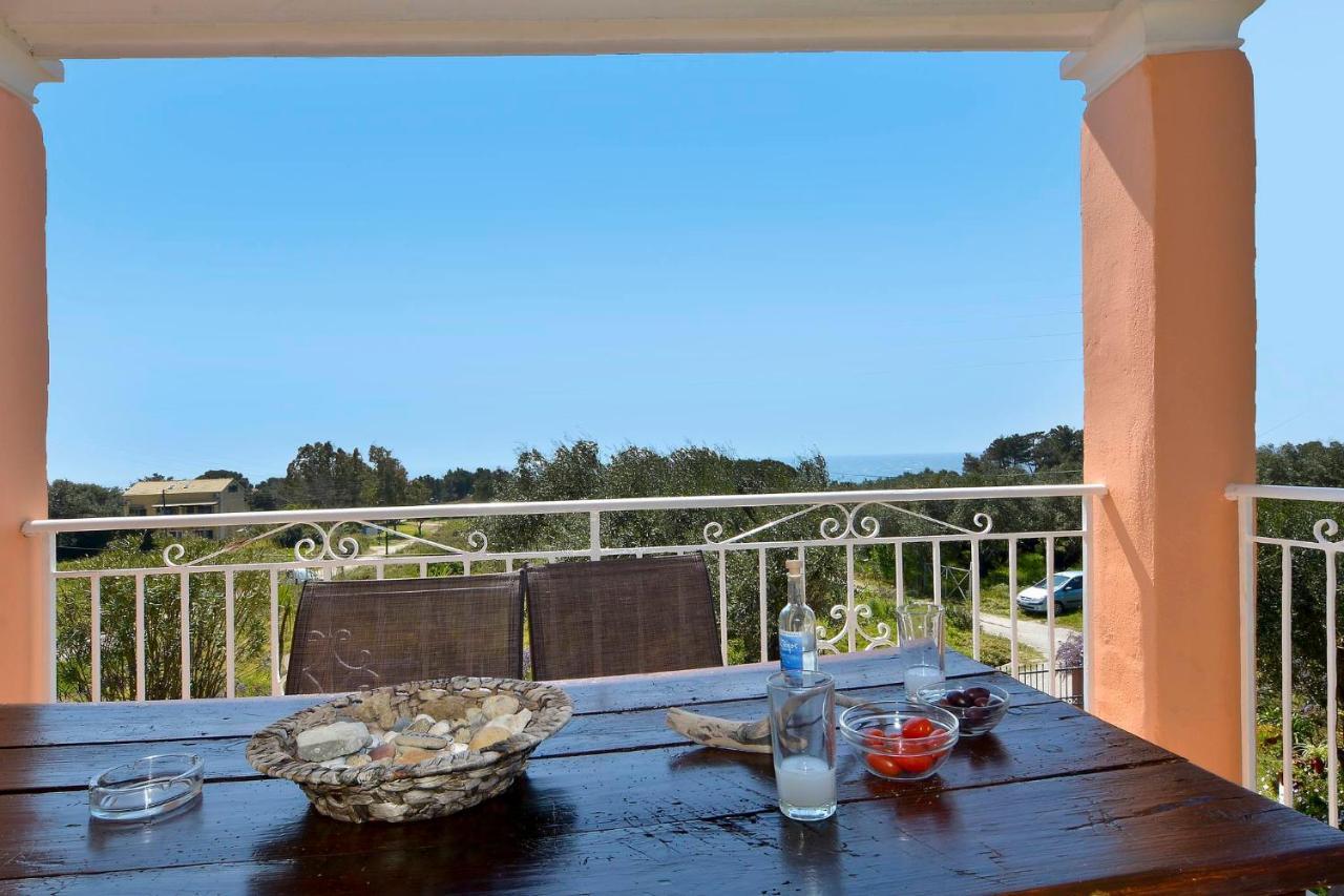 Ferienwohnung Giokos Ágios Matthaíos Exterior foto