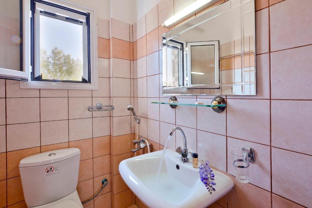 Ferienwohnung Giokos Ágios Matthaíos Exterior foto