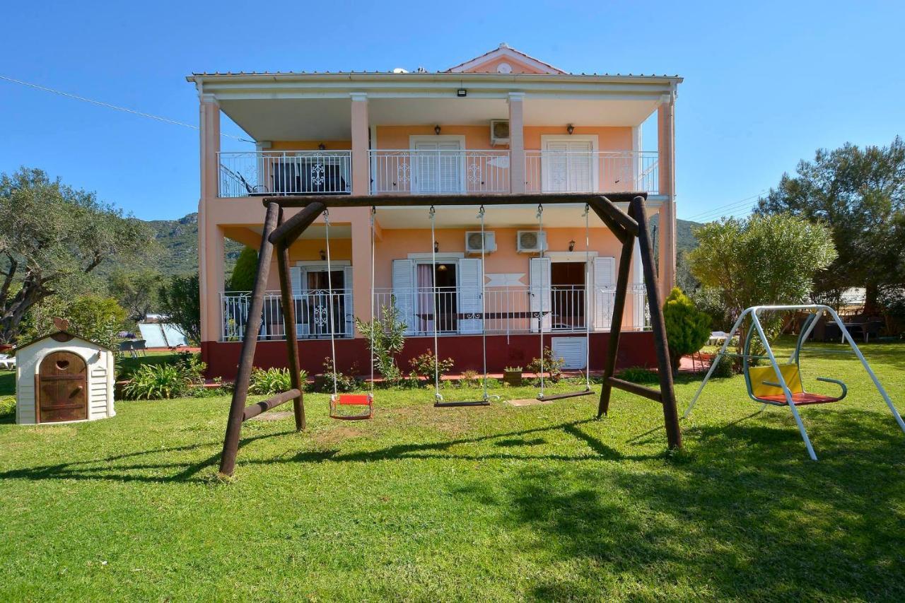 Ferienwohnung Giokos Ágios Matthaíos Exterior foto
